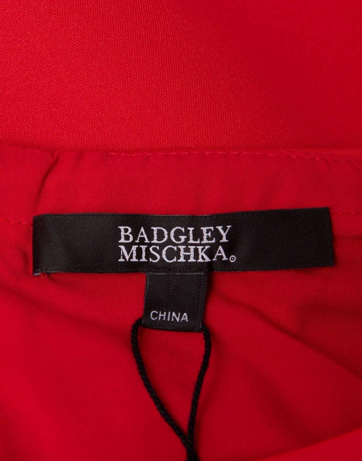 BADGLEY MISCHKA Scuba Pencil Dress — US 4 / UK 8 / IT 40 (S) — Red — Flared Cuffs • Boat Neck