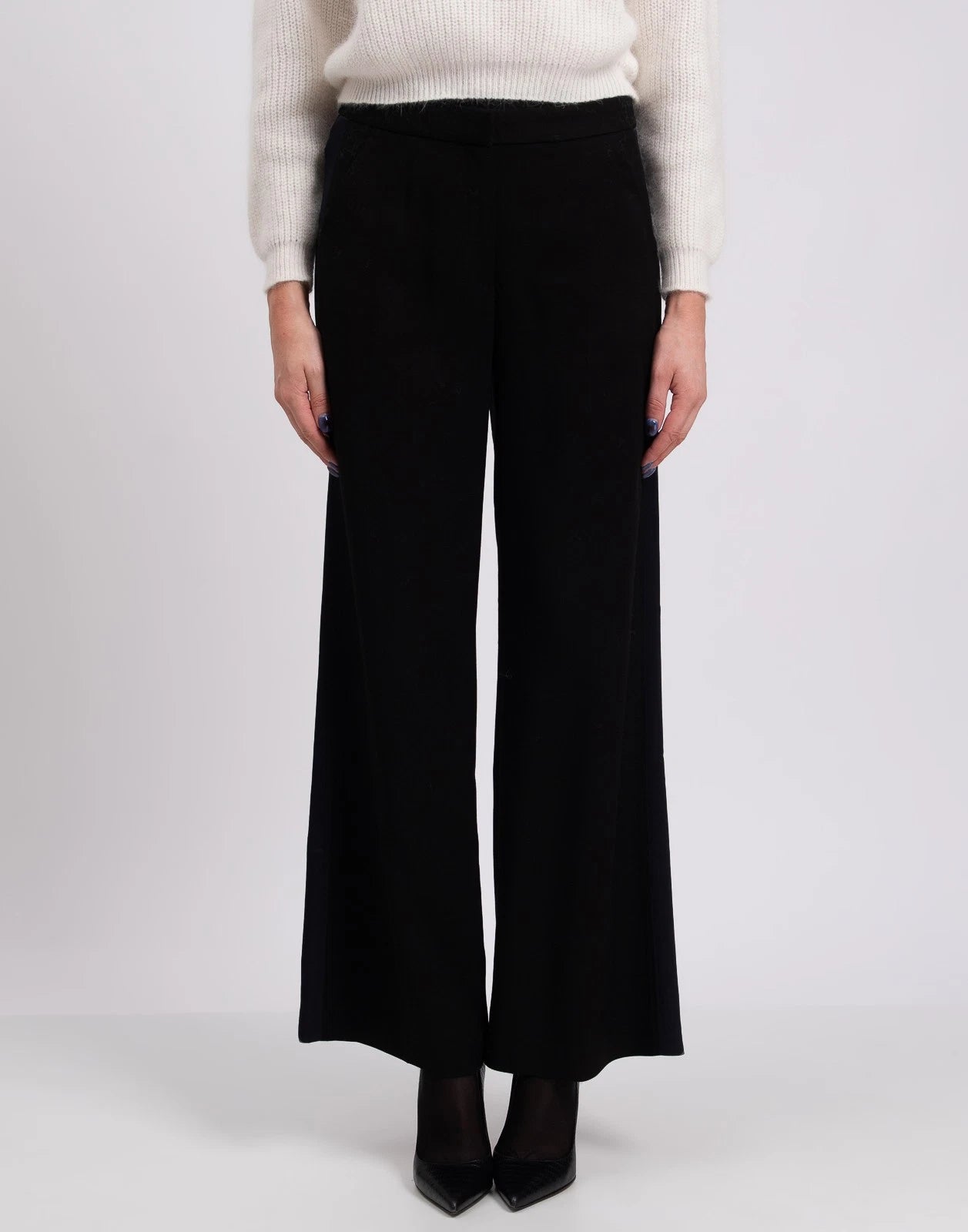 “8” Tailored Trousers — IT 38 (XS) — Elasticated Back — Black — Made in Portugal