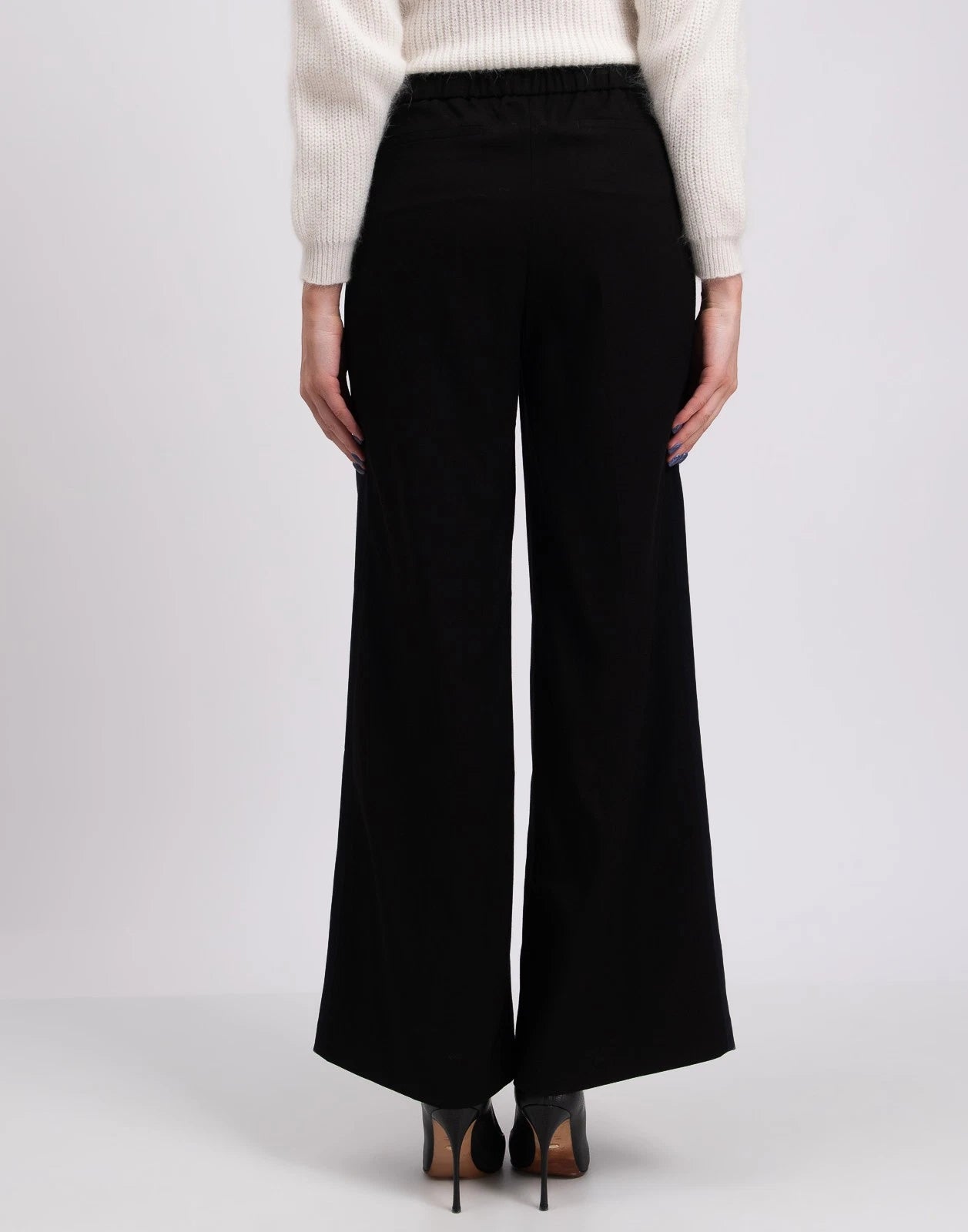 “8” Tailored Trousers — IT 38 (XS) — Elasticated Back — Black — Made in Portugal