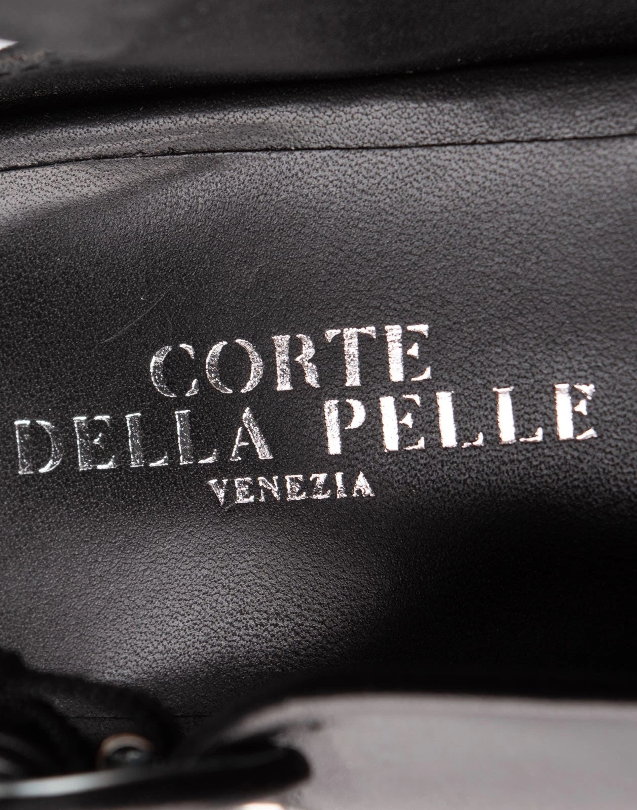 LA CORTE DELLA PELLE by FRANCO BALLIN Leather Sandals — US 8 / UK 5 / EU 38